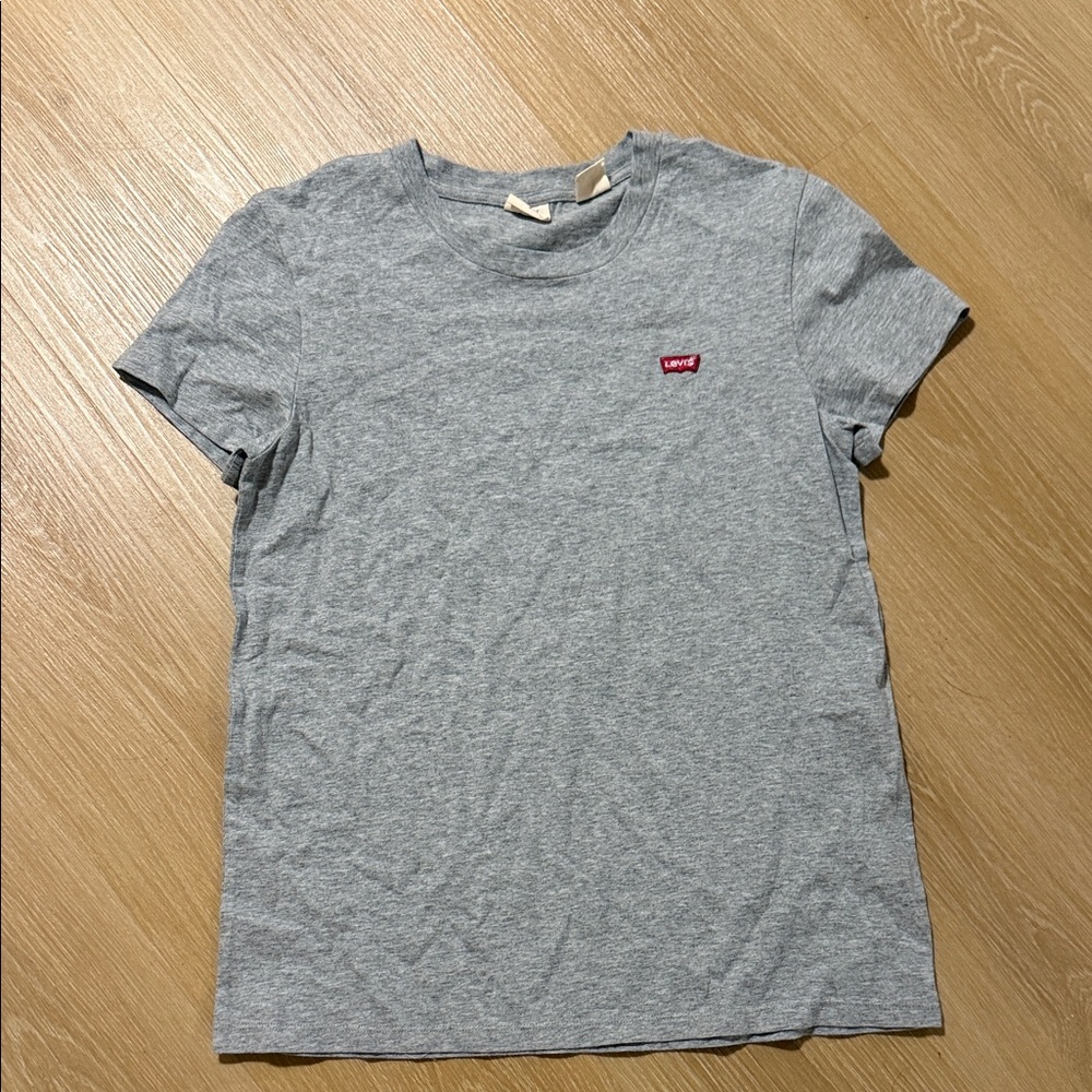 Levi's Heather Gray Tee with Red Logo